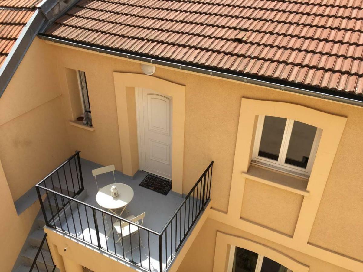 Ferienwohnung Cosy Et Calme F2 En Plein Centre Ville Vichy Exterior foto